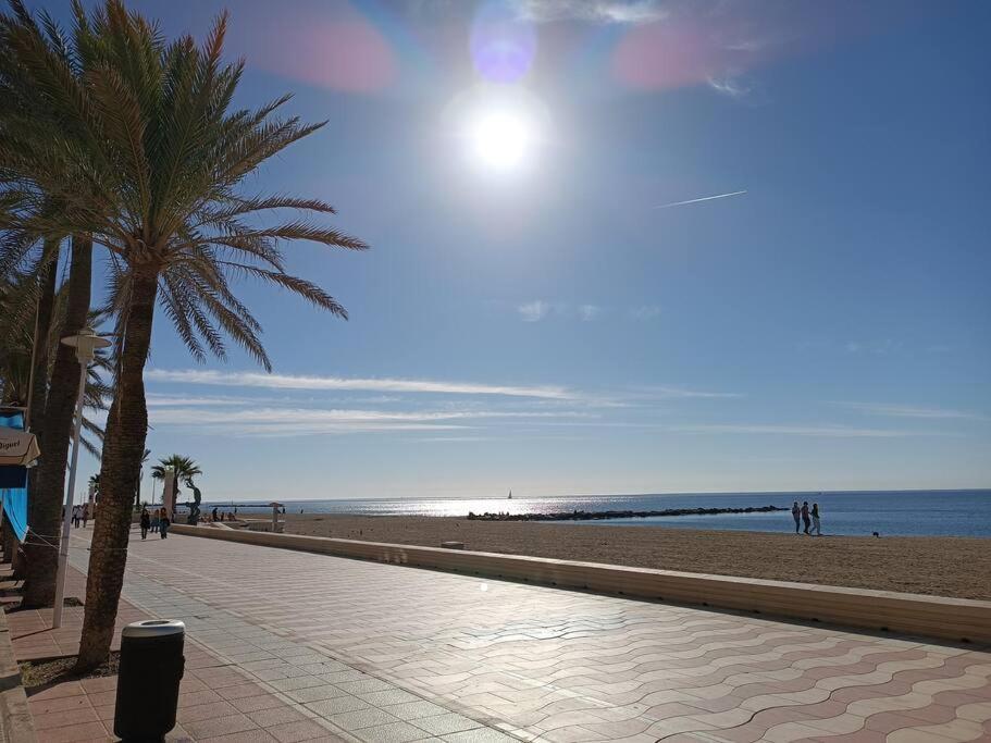 알메리아 Estupendo Piso Renovado A 30 Metros De La Playa 아파트 외부 사진